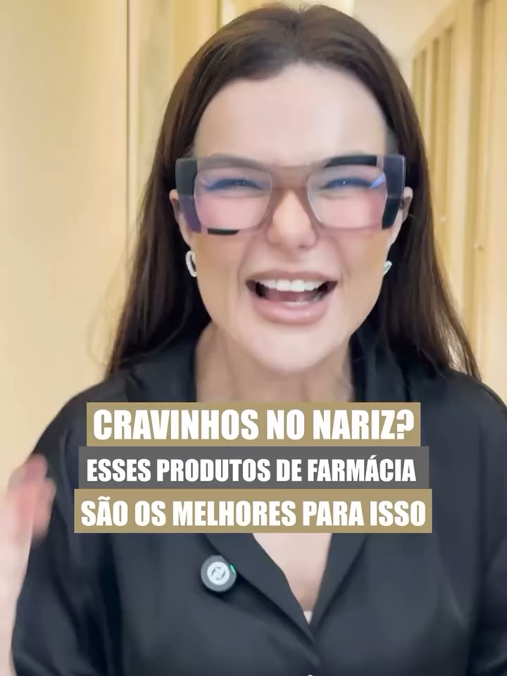 Cravinhos no nariz? Hoje a dica é para te ajudar com produtos de skincare contra os cravinhos. Mas não esquece que para usar produtos com ácido é fundamental já estar habituada ao uso do filtro solar. Quer aprender mais sobre skincare? Eu preparei a semana do skincare pra ara te ajudar com informação de verdade. Acesse o link da bio para fazer sua inscrição gratuita na Semana do Skincare Inteligente!