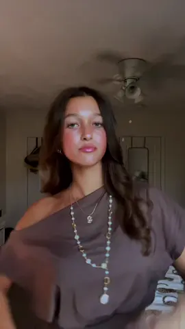 🤎