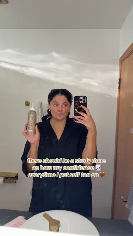 brb just marinating for a few hours now!!! 😵‍💫🧸🫶🏼 #selftan #favetan #grwm 