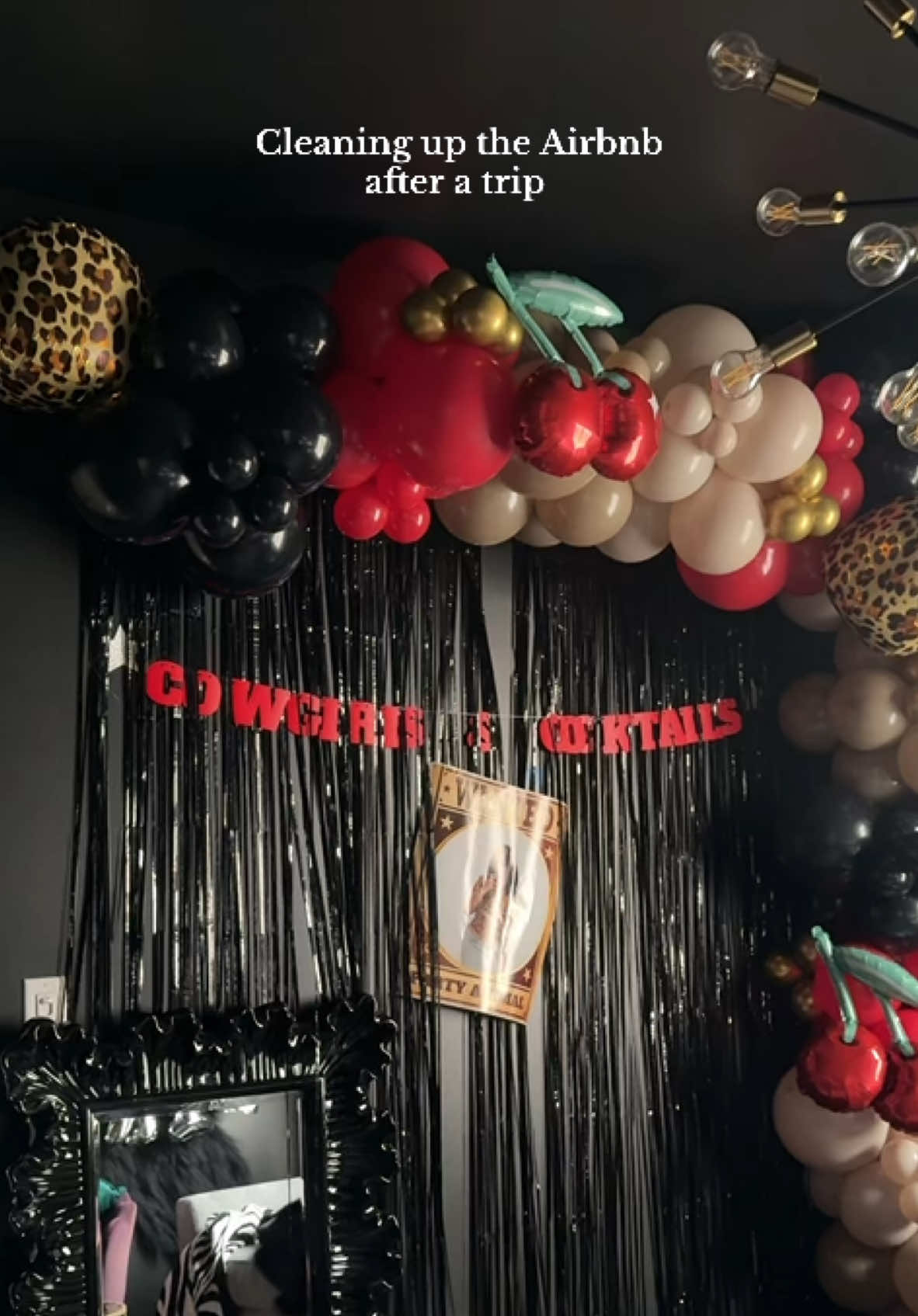 Decorating the airbnb sounds like a cute idea untill youre hungover rushing to clean before your flight😩🤣 ugh i loved my decor sm @Nash Bash®️ 🫶🏻