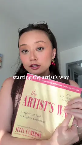 starting the artist’s way ❤️ take this as your sign to start, there’s 12 weeks until the end of the year!!! #theartistsway #theartistswaychallenge 