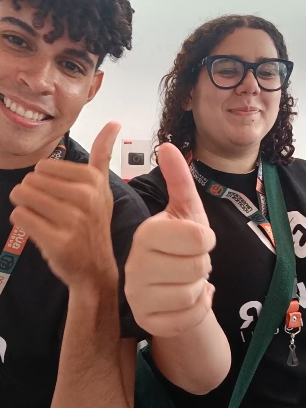 mentira, la verdad es que si trabajamos JAJAJAJAJAJAJAJAA @Hevana Tabares