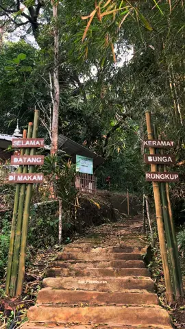 #dakwahkawih #kawihsunda #cicihcangkurileung #pepelinghirup #sisipilemburan  📍Makam Keramat Bungarungkup Girimukti Cibatu Garut Jawa Barat