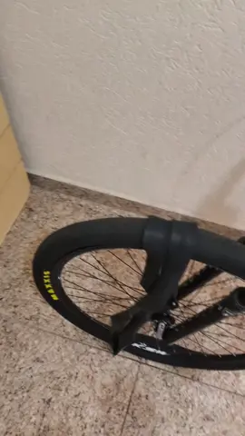 trocando camara de ar do pneu maxxis furado #ksw #fyp #244 #bike #grau 
