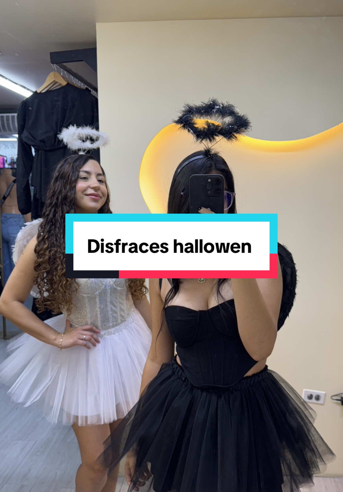 Se nos viene octubre y con ello la primera parte de outfits para hallowen 🎃 si te gustaría una segunda parte comenta abajo ✨ . . . #outfit #disfrazhalloween #disfrazdehalloween #halloweenlook #ropamujer