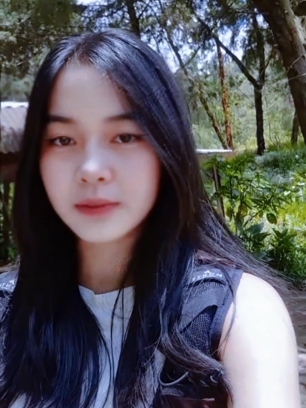 happy weekend 🤸 #cewektercantik 