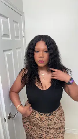 Of course I ended this like a millenial lol ✌🏾✌🏾 happy Friday yall! 🥰 bodysuit: @Express skirt: @asos jewelry: @Amazon Fashion and @en route jewelry #looksbylexilately #fyp #tiktok #datenight #ootn 