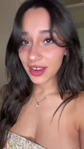 #clarissadaniellev #latina 
