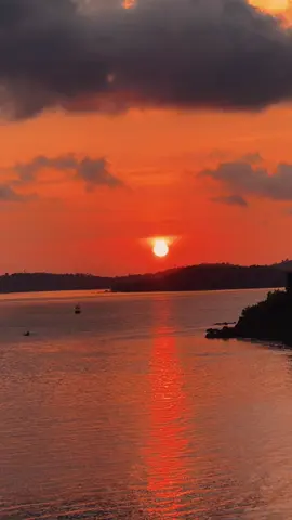 bahkan orang yang kamu anggap paling dekat pun menghianatimu 🥀#fyp #batam 