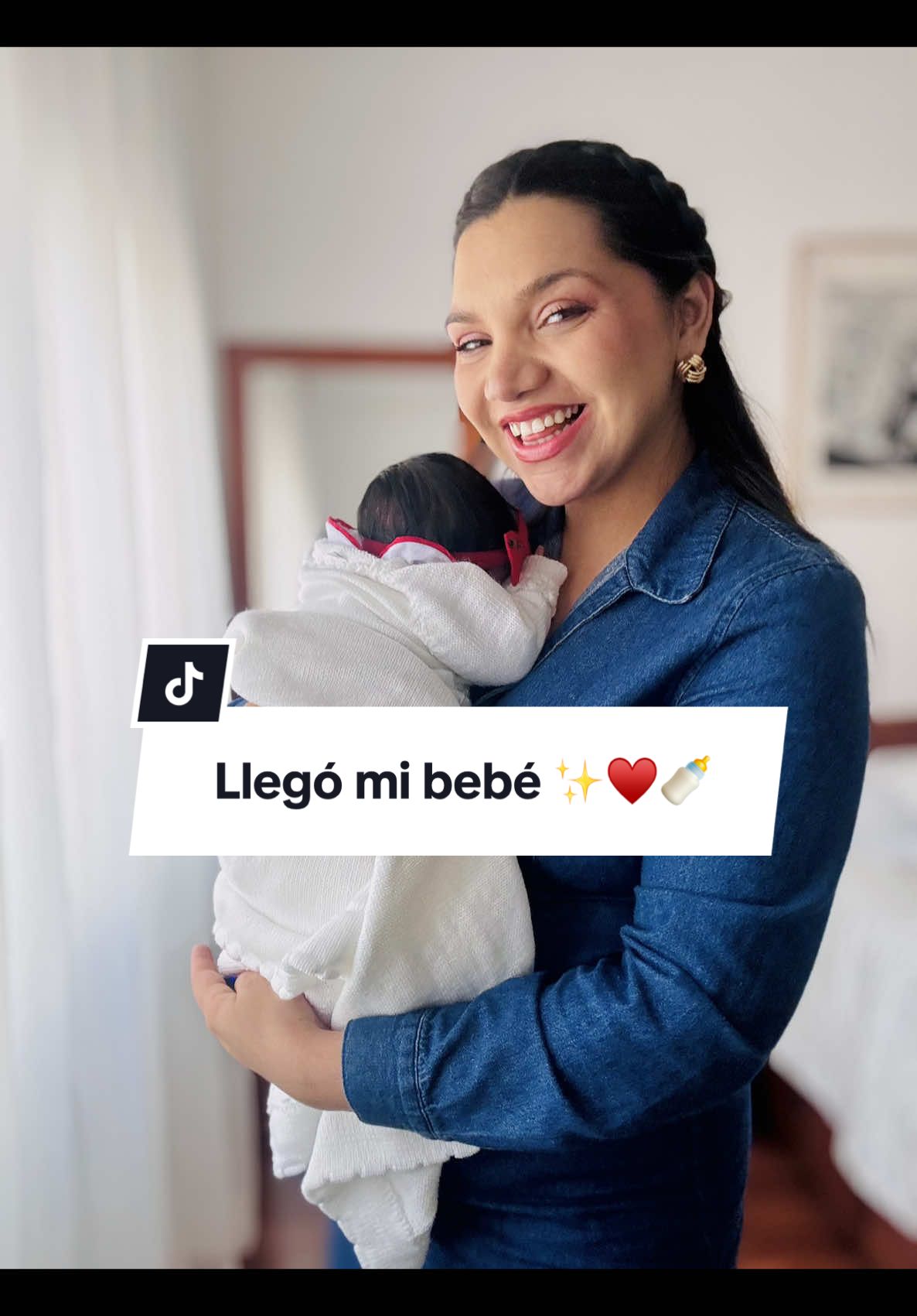 Nuestro pedacito de cielo llegó Bienvenida al mundo Amelia💝🌸 #nacimiento #maternidad #parto #bebe #reciennacido 