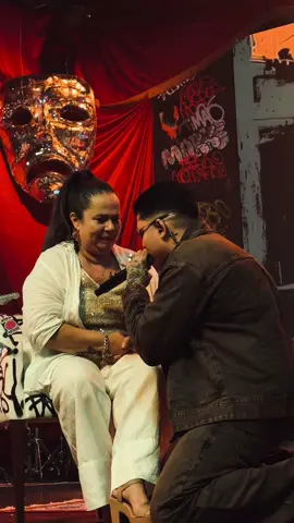 Um capítulo inesquecível dessa história, ao lado da minha rainha. 👸🏻 Sonhos se tornam realidade! 🎭 #fyp #show #reflexion 