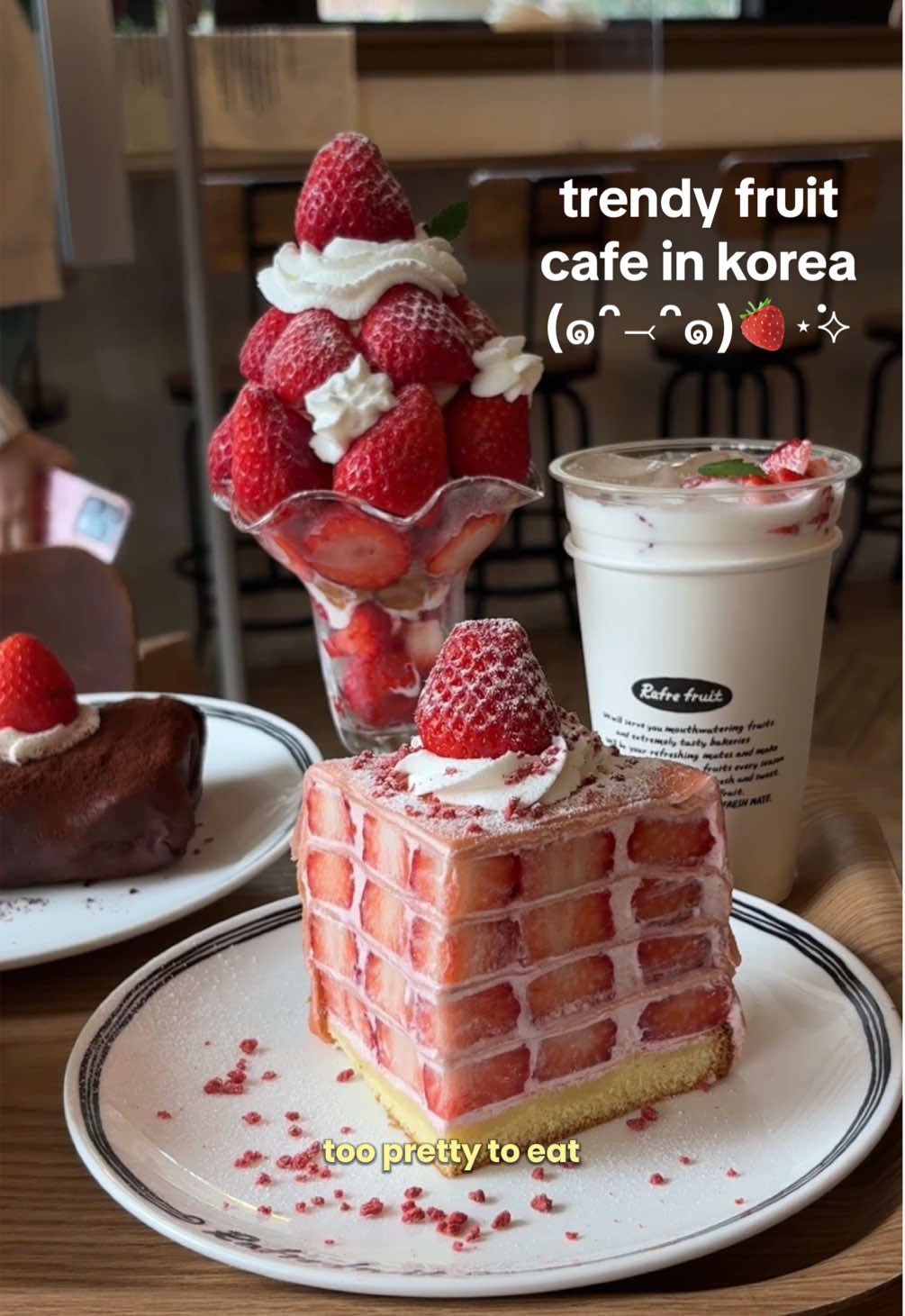 let’s cafe hop korea! First stop is this beautiful yummy fruit cafe in seongsu 🥹 a strawberry lover’s heaven 🫶🏼 it was so juicy and sweet and so pretty to look at 🍓 if you love fruit, definitely check out 📍rafre fruit :) #korea #koreancafe #koreatravel #cafehopping #koreanfood 