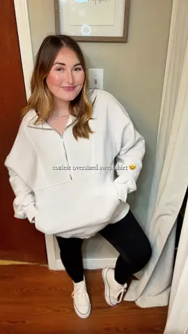 I am 5’2, 200lbs and wearing an XL! 🩵  #falloutfits #fallfashion #oversizedsweatshirt #womensfashion #tiktokshopfinds 