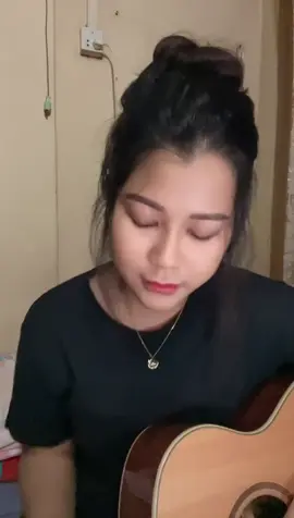 ဦးထီး New version အသေးလဲမလိုအကြီးလဲမလို မင်းလေးနဲ့ကို မူးရစ်စွဲလန်းစေ့တယ်ကွယ်.. #အသေးတစ်လုံးအကြီးတစ်လုံး #စိုင်းထီးဆိုင် #Coversong #သီချင်းကောင်းလေးများ