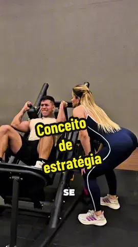 EU TENHO O CONCEITO DE ESTRATÉGIA 🙂‍↔️🤣 #viral #casal #treino 