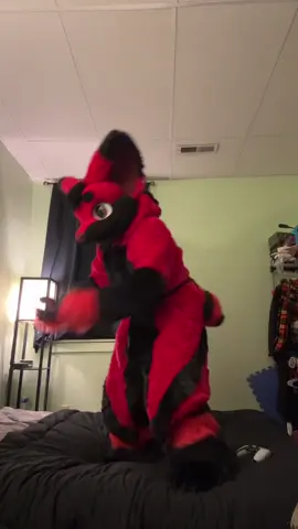 I’m sick of humans this week 😂#furry #furryfandom #fursuitersoftiktok #fursuit #fursuiters 