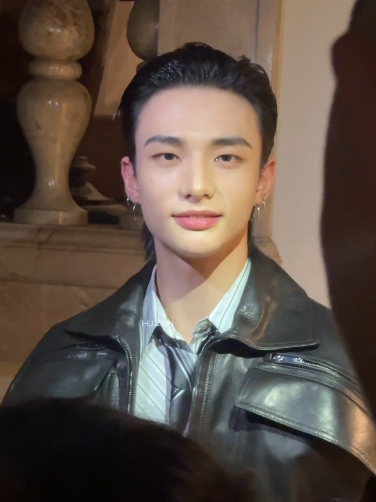 POV: Hyunjin and you are secretly dating and you both are attending an event 💕 || Please don't take this video too serious! It's just for fun and entertainment purposes only. If you don't like these kind of videos please just ignore it and keep on scrolling and for those who enjoy those videos...don't forget to take some delulu pills 💕💊 #kpop #kpopfyp #straykids #skz #hyunjin 