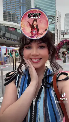 @Anna Maria Perez de Tagle is totally a Posey! 🌸🌼 Find out which member of Electric Bloom you are by using our filter now!  Listen to the @ElectricBloomHQ soundtrack whenever you stream music. #ElectricBloom is now on @Disney Channel and streaming now on @Disney+ 🩷🌼💜