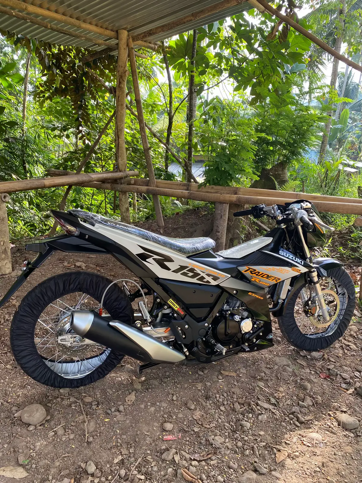#IVO🤍 #raider150fi #streetbikeconcept #dailyuse #fypage 