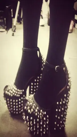 i need to invest in heels my pinterest is my dream life