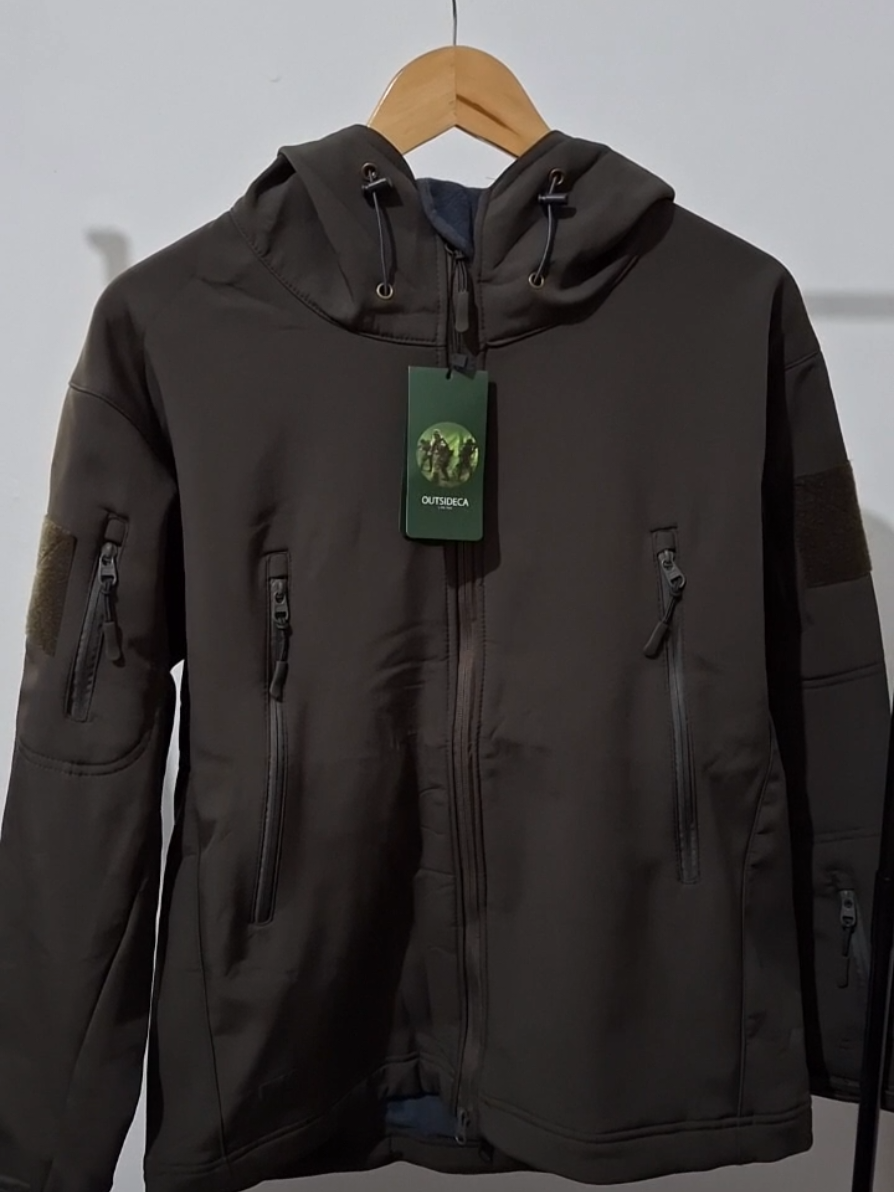 Replying to @fourzero0827 yes mii, ang gwapo ng dating kapag ganito ang suot. Tactical Jacket durable and comfortable. Perfect for Tactical work with multiple pockets. Windbreaker and waterproof. Get yours today! #jacket #tactical #tacticalgear #AdventureGear #foryou 