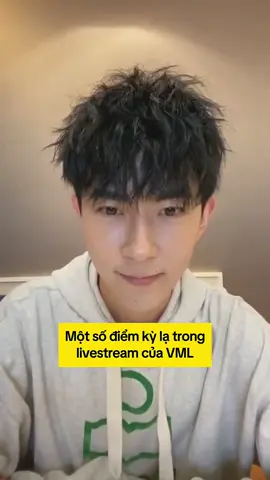 Selama ini ada yang sadar ngga..atau cuma perasaan saya saja..saat YU MENGLONG ge sedang live.. tangan YU MENGLONG ge mengisyaratkan kode 540  yaitu kode untuk meminta tolong..Tapi kita semua tidak ada yang sadar 😢😭 Bahkan berulang kali YU MENGLONG ge mengisyaratkan itu 😫Apa selama ini YU MENGLONG ge tidak baik baik saja🥺.. hanya terlihat ceria di depan kamera karena ingin menghibur para penggemar nya di live..Tapi di belakang layar dia  benar² tersiksa 🥺😭 #yumenglong于朦胧 #aktorchina🇨🇳 #justiceforyumenglong🤍🕊 #alanyu #yumenglonggege 