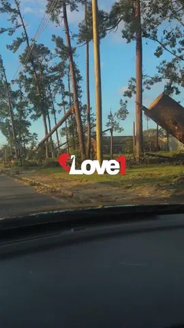 One year ago, Hurricane Helene devastated Valdosta. Together with Nick Harden and local businesses, Love One Foundation provided hot meals, clean water, and hope to families in need. Today, we remember the storm, but we celebrate the strength of this community. #valdosta #georgia 