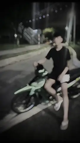 Tiền là con người tạo ra ,có tiền mới biết ai bên ta ,hết tiền mới biết kể người khinh #xuhuong #camnhan #nêubật #xhtiktok 