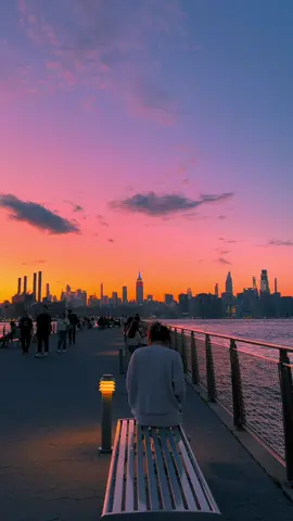 my favorite spot in nyc #cinematic #filmmaking #shotoniphone #travel #newyork 