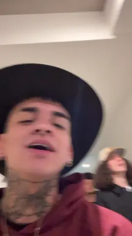 yo por el contrario casi pierdo el alma.🙌🏻