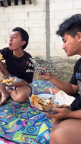 SeLAmaT pAGi BOlo @arr @pen @suprax @orang beramal #kopipagi #kopagrodokkawanensitek