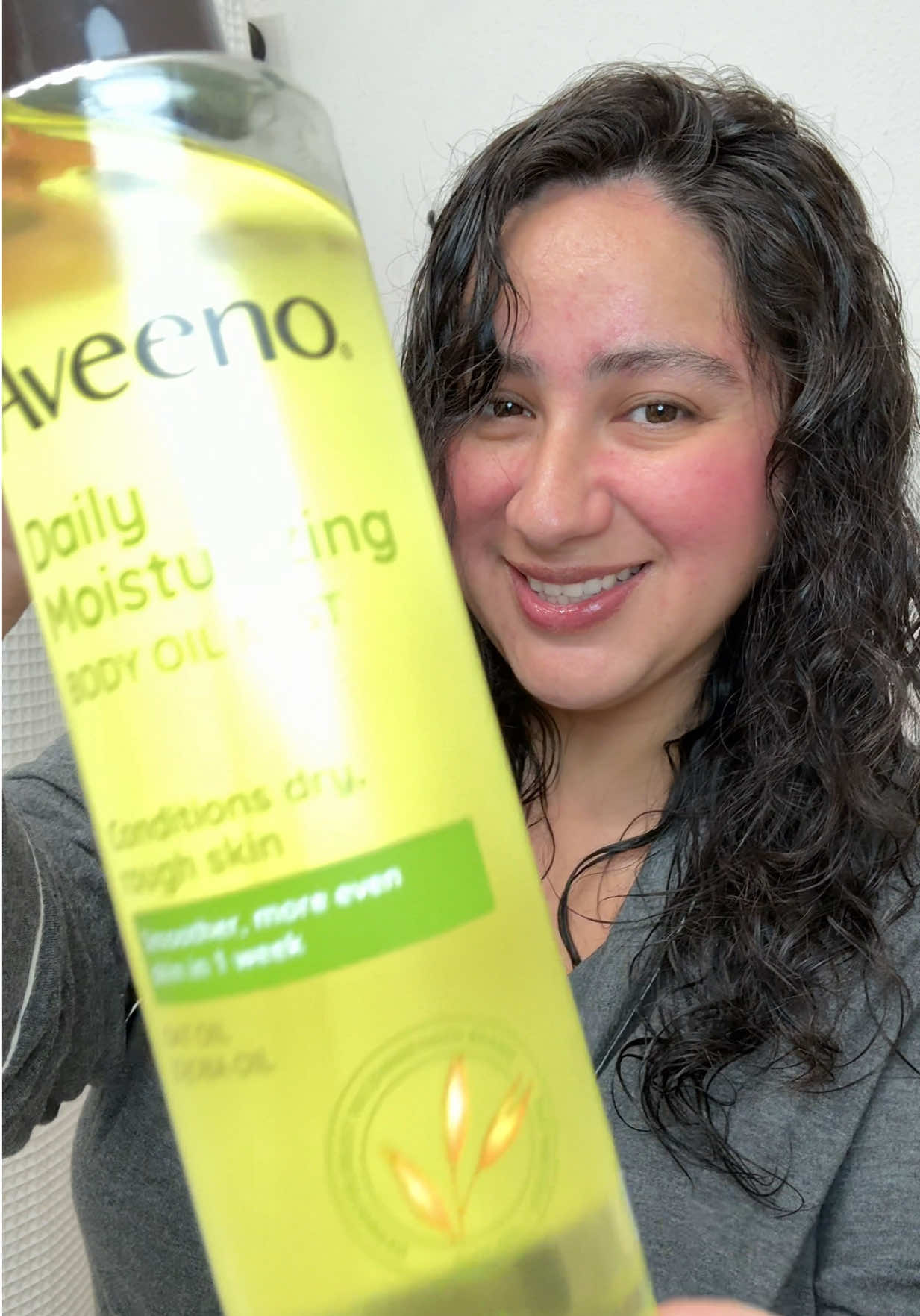 My holy grail for dry skin @Aveeno 