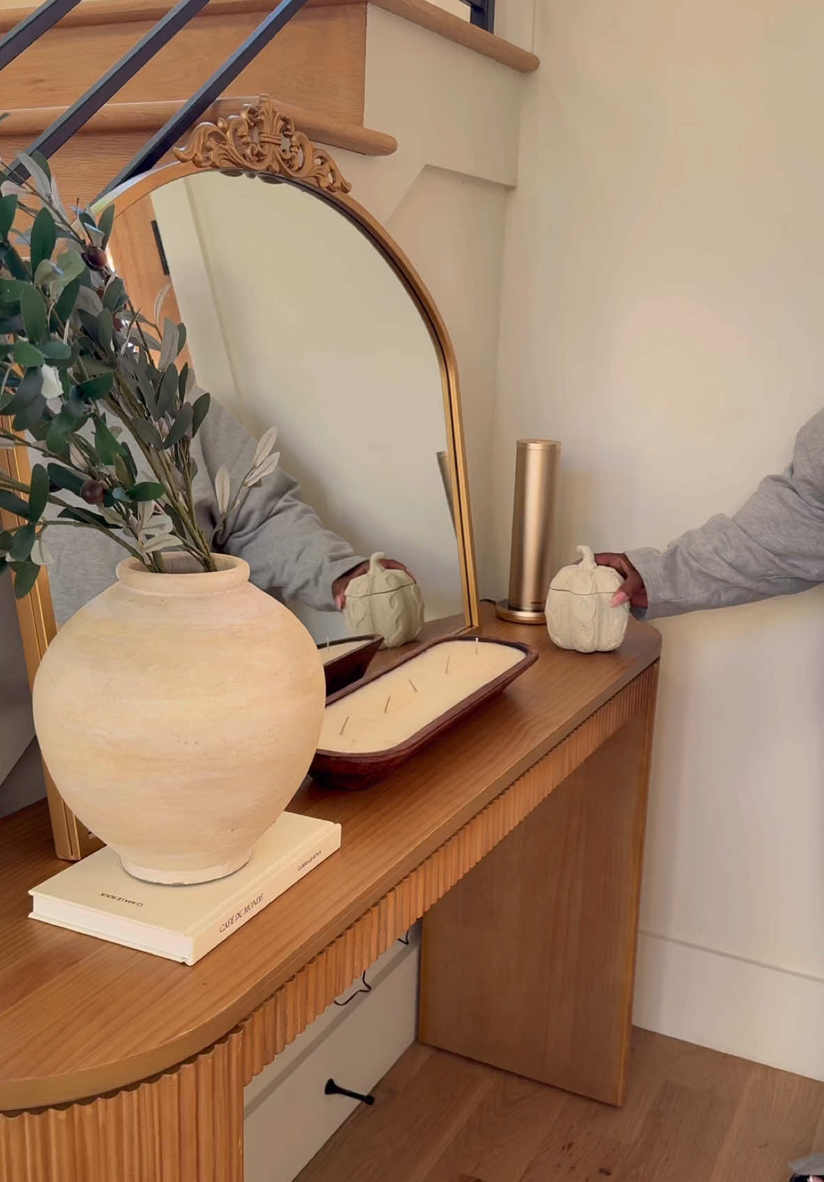 Fall refresh starts at @beallsstore 🍁✨ I found the cutest seasonal décor pieces that make my home feel cozy and inviting without breaking the bank. Shop in-store at bealls to bring fall vibes to your space! #beallspartner #shopwithme #AD