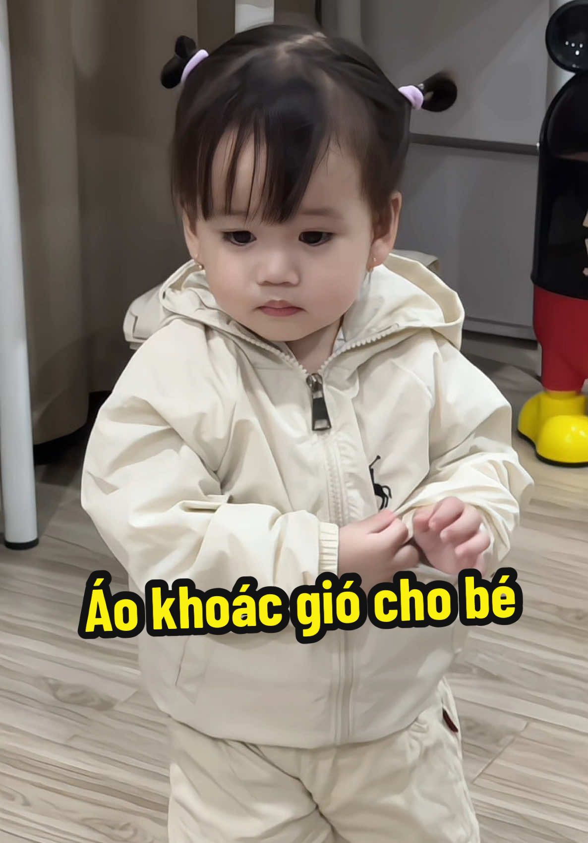 Áo khoác gió cho bé #quanaotreem #aokhoacgiotreem #aokhoacgio #thoitrangtreem #dothudongchobe 