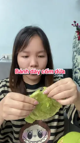 Mời mọi người ăn bánh dày cốm dừa cùng em nha #banhdaycomdua #banhdaygiatay #anvat #ancungtiktok #bonganvat 