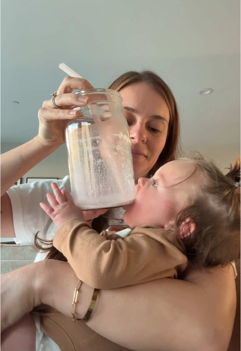 Taughter her with a whiskey glass i might add 🫣 #sahmlife #4monthsold #babygirl #firsttimemom 