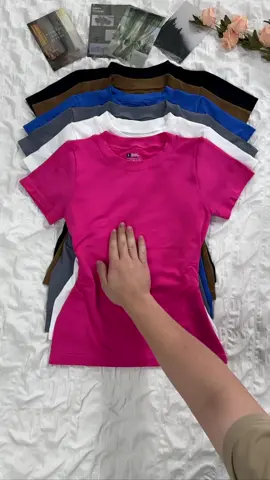 Kit 3 Camisetas Dry Fit Feminina – Premium ✨ Academia | Corrida | Treino | Proteção UV ✅ Tecido Dry Fit Premium – leve, respirável e com secagem rápida ✅ Ideal para academia, caminhada, corrida e esportes ao ar livre ✅ Proteção UV para sua pele durante os treinos no sol ✅ Conforto + estilo em um só kit econômico 💥 Leve 3 camisetas pelo preço de 1 premium! #dryfit #academia #Fitness #corrida #camiseta   LINK NA BIO