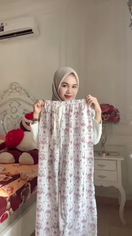 Cuteee syekalii😍 lagi turun harga + gratis ongkir nih yukkk buruan Cek cek sekarang😋