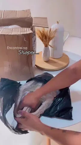 Kit cabide infantil, item promocional. . . . Id: BTF-NRW-ZTN . . . LINK DO GRUPO DE ACHADINHOS PROMOCIONAIS NOS COMENTÁRIOS👆👆👆👆 . . . #fyp #paratiiiiiiiiiiiiiiiiiiiiiiiiiiiiiii #shopee #economia #viral 