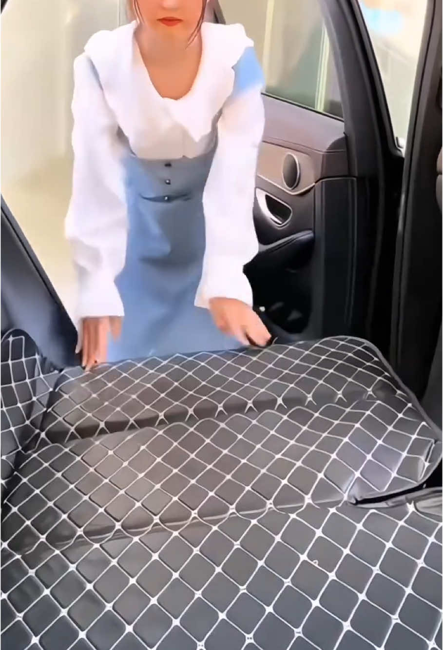 Bantal tidur tebal yang boleh dilipat untuk perjalanan di kerusi belakang kereta, alat tidur serbaguna untuk sedan dan SUV, Bantal tidur lipat terbaru untuk kerusi belakang kereta #fyp #malaysia #tiktokshop #goodthing #foryou #life 