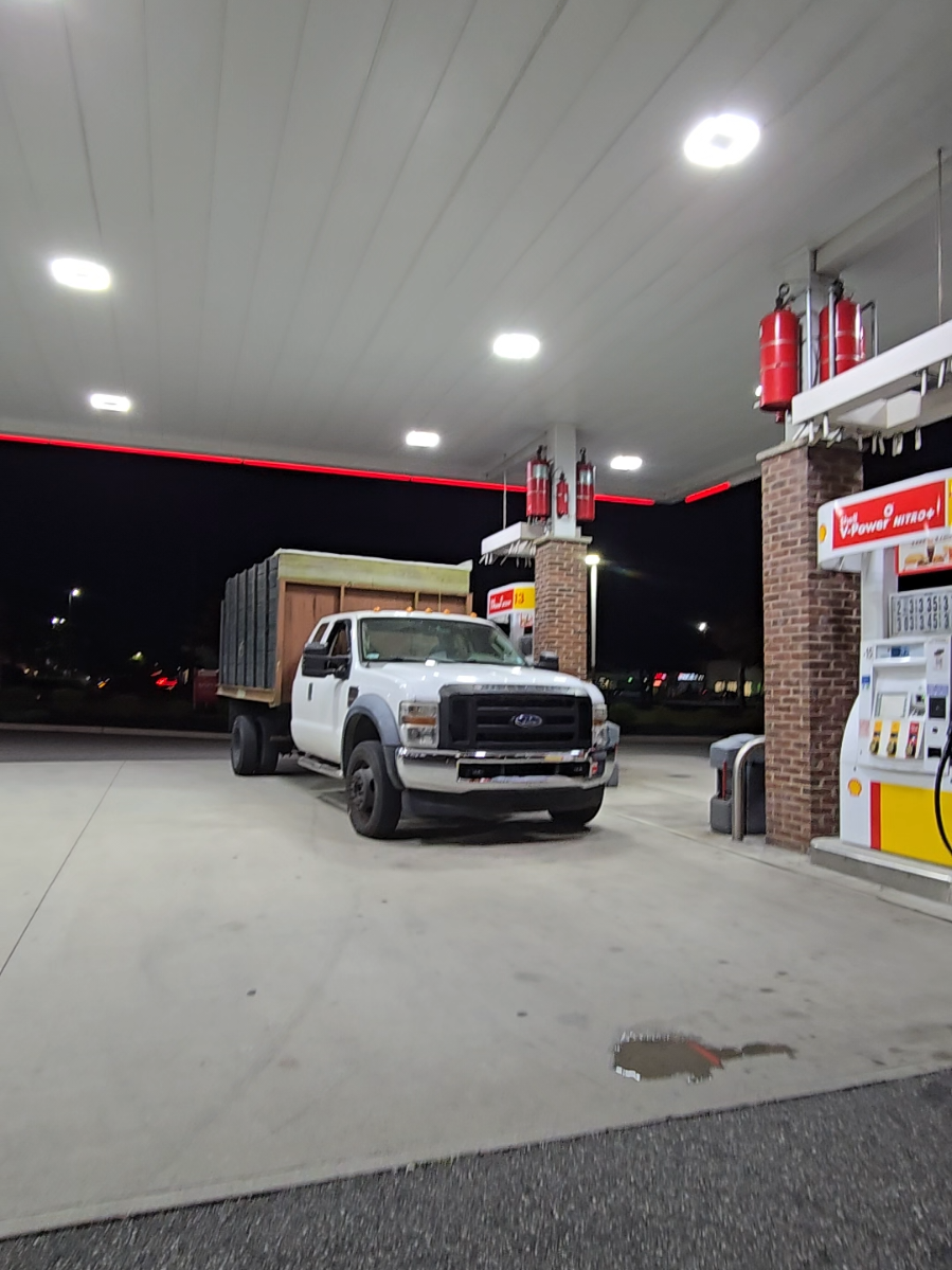 something a little different tonight! 2008 f550 6.4 turbo diesel , dump bed 173k miles 1 owner . $12,500