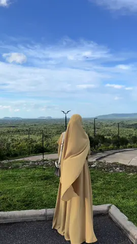 ช่องทางการสั่งซื้อเสื้อ👇🏻💝🕊️ id : @haifa.hijab (ใส่@ด้วยนะคะ) ig: Nurhaifa Madiyah