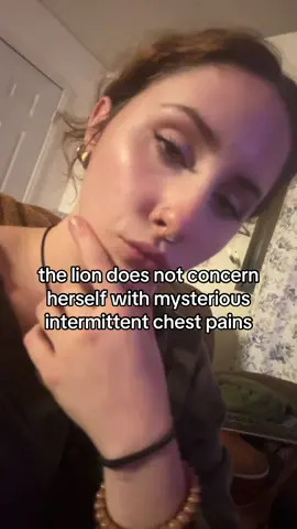 the lion is a little concerned tho #fyp 
