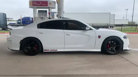 My fav sounds… #baggedlife #v8exhaustsound #straightpipe 