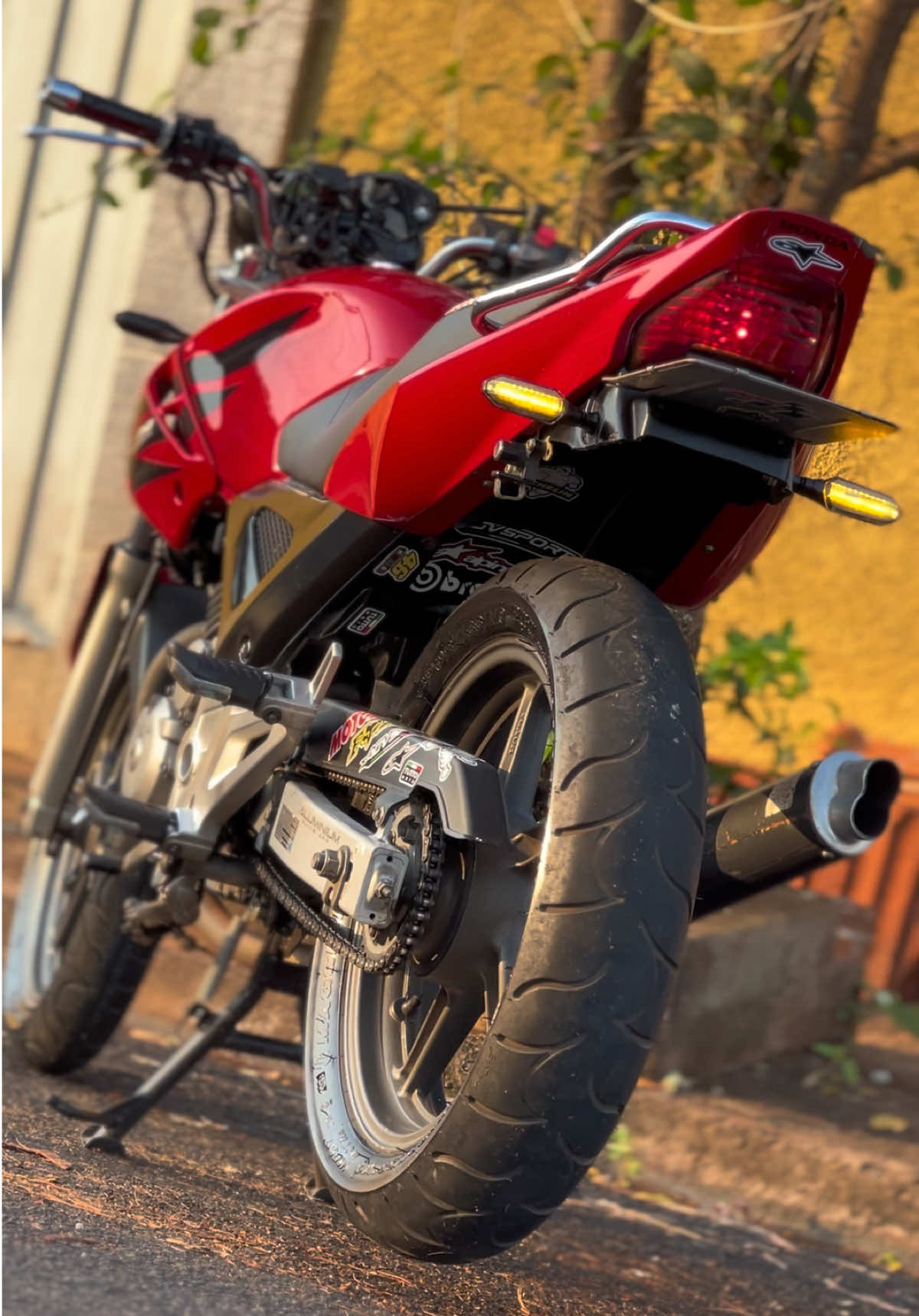 De lei🚀🎖️ . . . . . . . . . #twister #twistercarburada #motorzao #explorar #twister250 