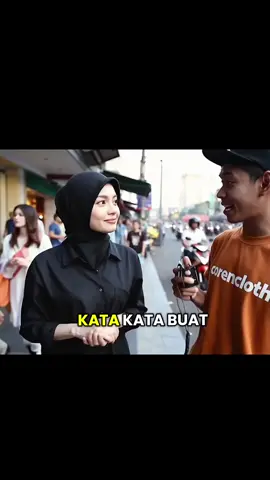 “Bedanya cinta sama dia dan cinta sama Persija? Kalau dia bisa ninggalin… Persija dan Jakmania bakal selalu abadi. ❤️😇 #Persija #TheJakmania #SelamanyaPersija #Liga1 #SepakbolaIndonesia 