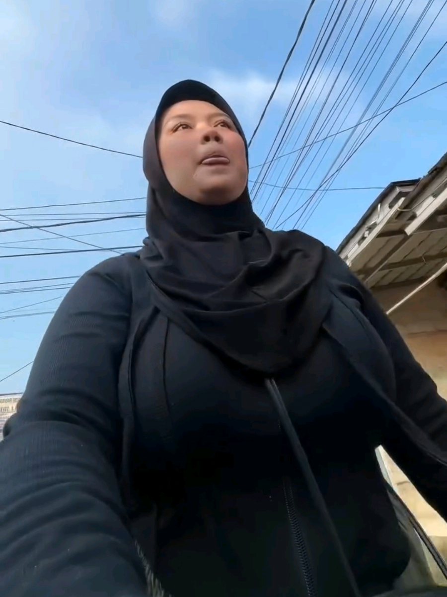 no caption #fyppppppppppppppppppppppp #lewatberanda #vlogpribadi #tiktok #fyp 