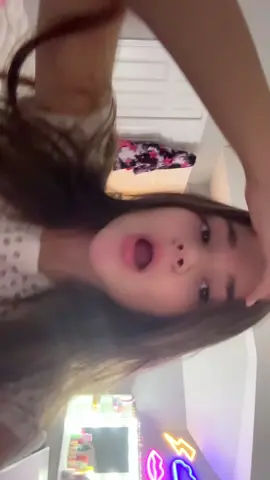 slayyyyy💞💞🤍🤍🩷🦋🦋🦋