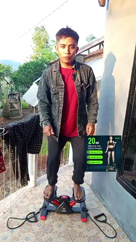 20 menit setara dengan jalan kaki 40 menit, berenang 15 menit dan bersepeda 10km, stepper v #vstepper #vstepperworkout #alatfitness #alatolahragadirumah #workoutfromhome 