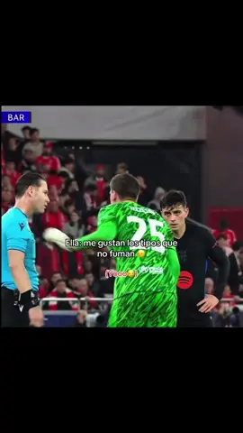 Tranquila no sé qué es eso 🫣 #szczęsny #futbol #portero #smoker #fyp